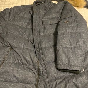 Mens Nautica coat. Removable faux fur hat, size 5x . Has been worn once.
